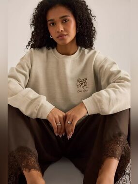 Last One! NWT Anthropologie Embroidered Dog Sweatshirt, Oatmeal, Size S